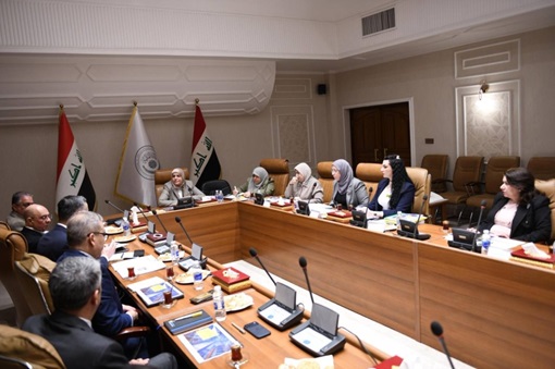 The Minister of Finance discusses the restructuring of Rafidain and Rasheed banks and the insurance sector